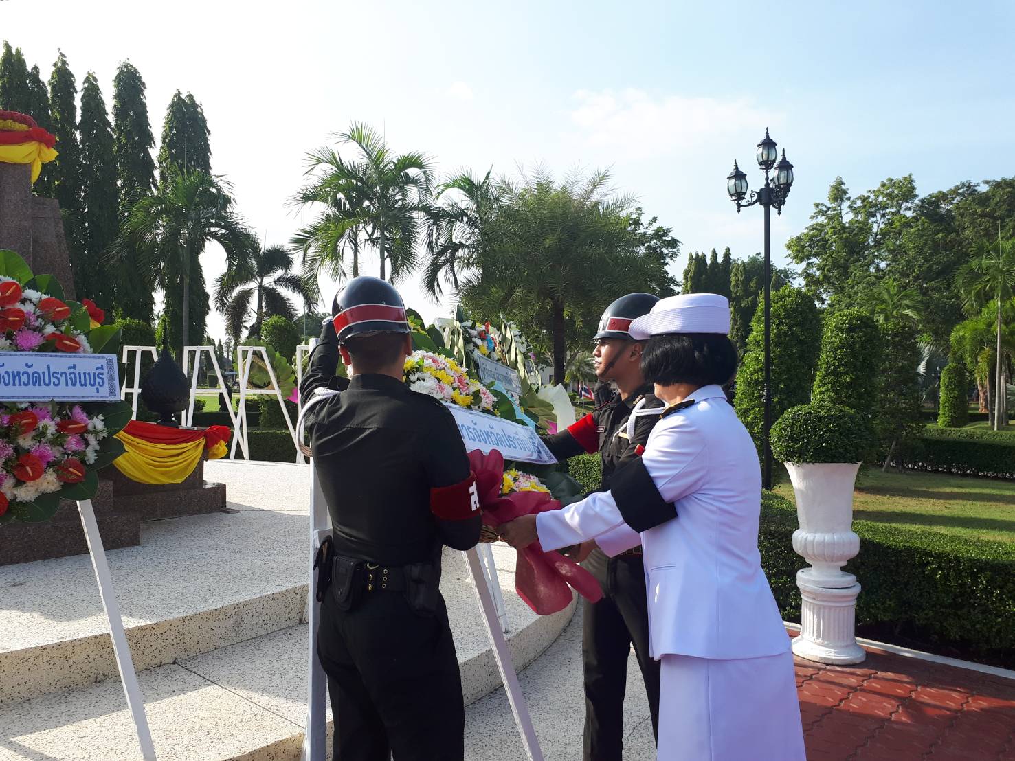 พิธีวางพวงมาลาถวายสักการะพระอนุสาวรีย์ฯ เนื่องในวันคล้ายวันเสด็จทิวงคต จอมพลสมเด็จพระเจ้าบรมวงศ์เธอ เจ้าฟ้าจักรพงษ์ภูวนารถ กรมหลวงพิศณุโลกประชานารถ