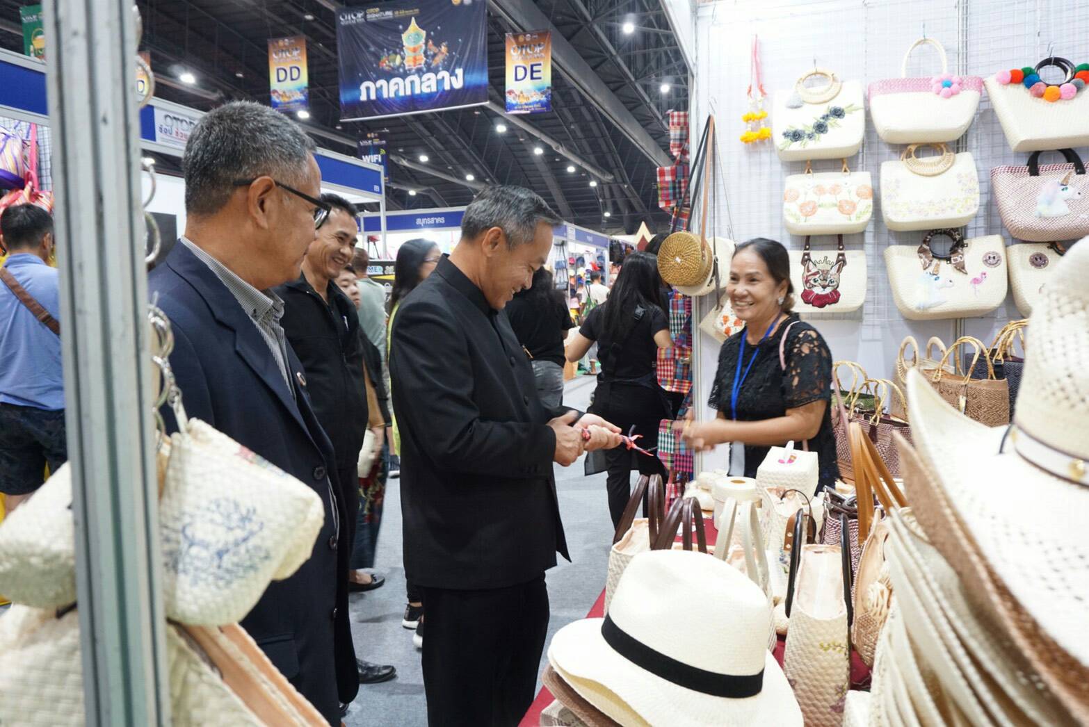 พิธีเปิดงาน OTOP Midyear 2019 ณ อิมแพคเมืองทองธานี จังหวัดนนทบุรี