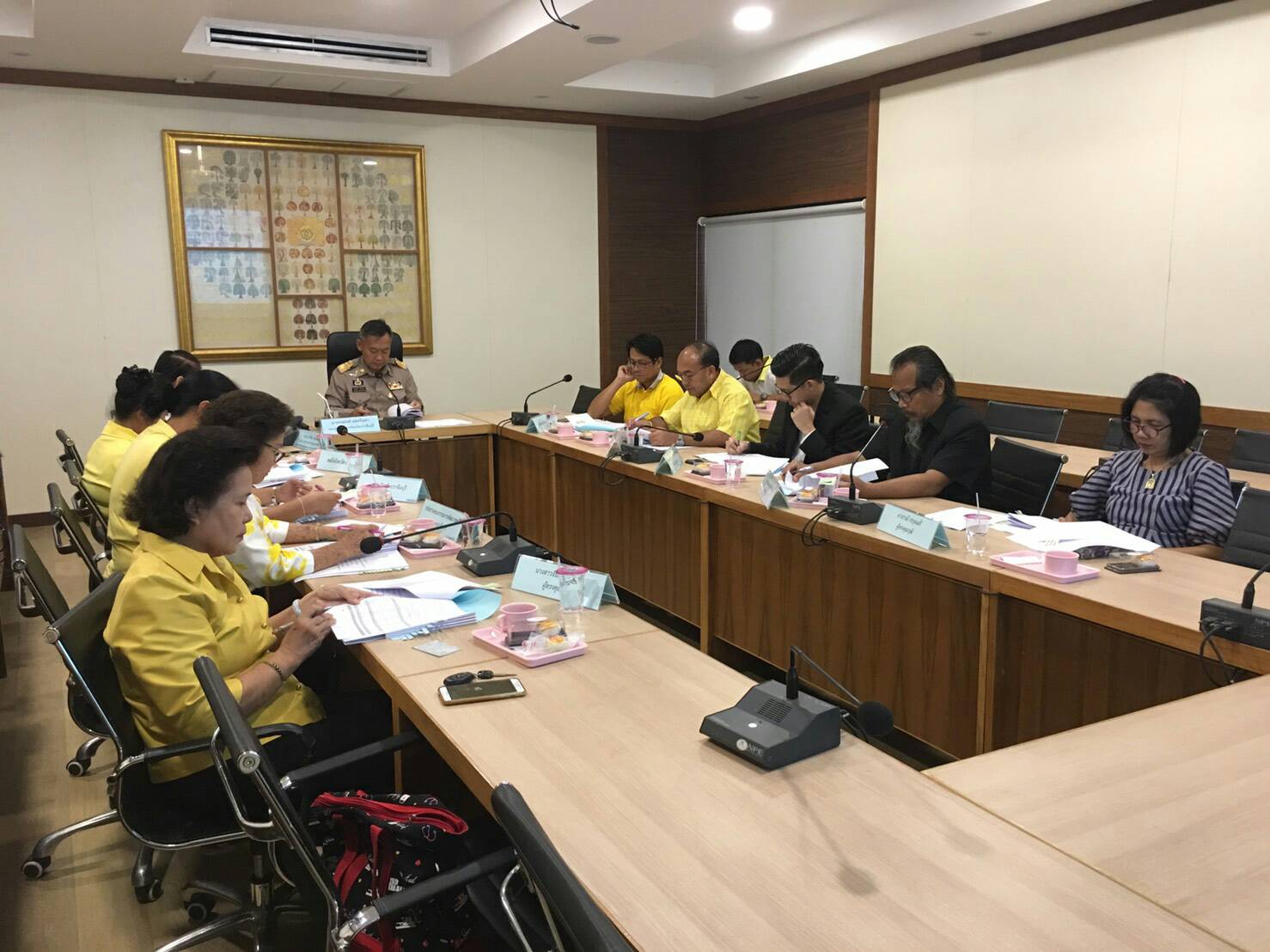 ประชุมคณะอนุกรรมการบริหารกองทุนพัฒนาบทบาทสตรี (อกสจ.ปราจีนบุรี)