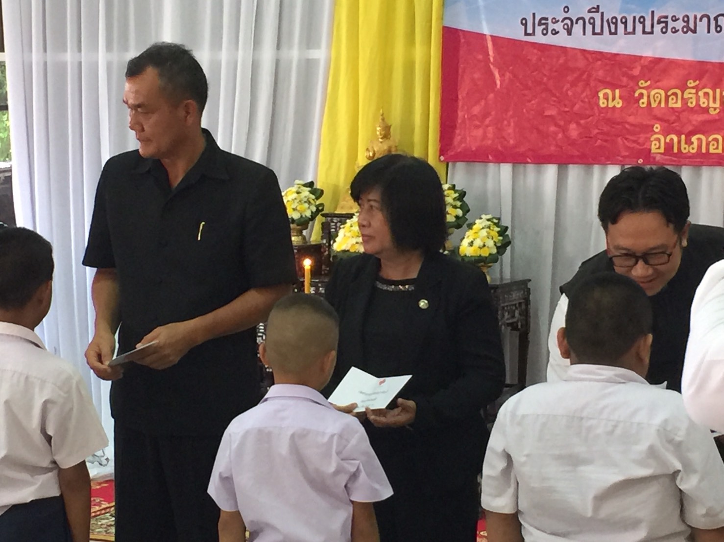 โครงการหน่วยบำบัดทุกข์ บำรุงสุข สร้างรอยยิ้มให้ประชาชน จังหวัดปราจีนบุรี ประจำเดือนมิถุนายน ๒๕๖๒