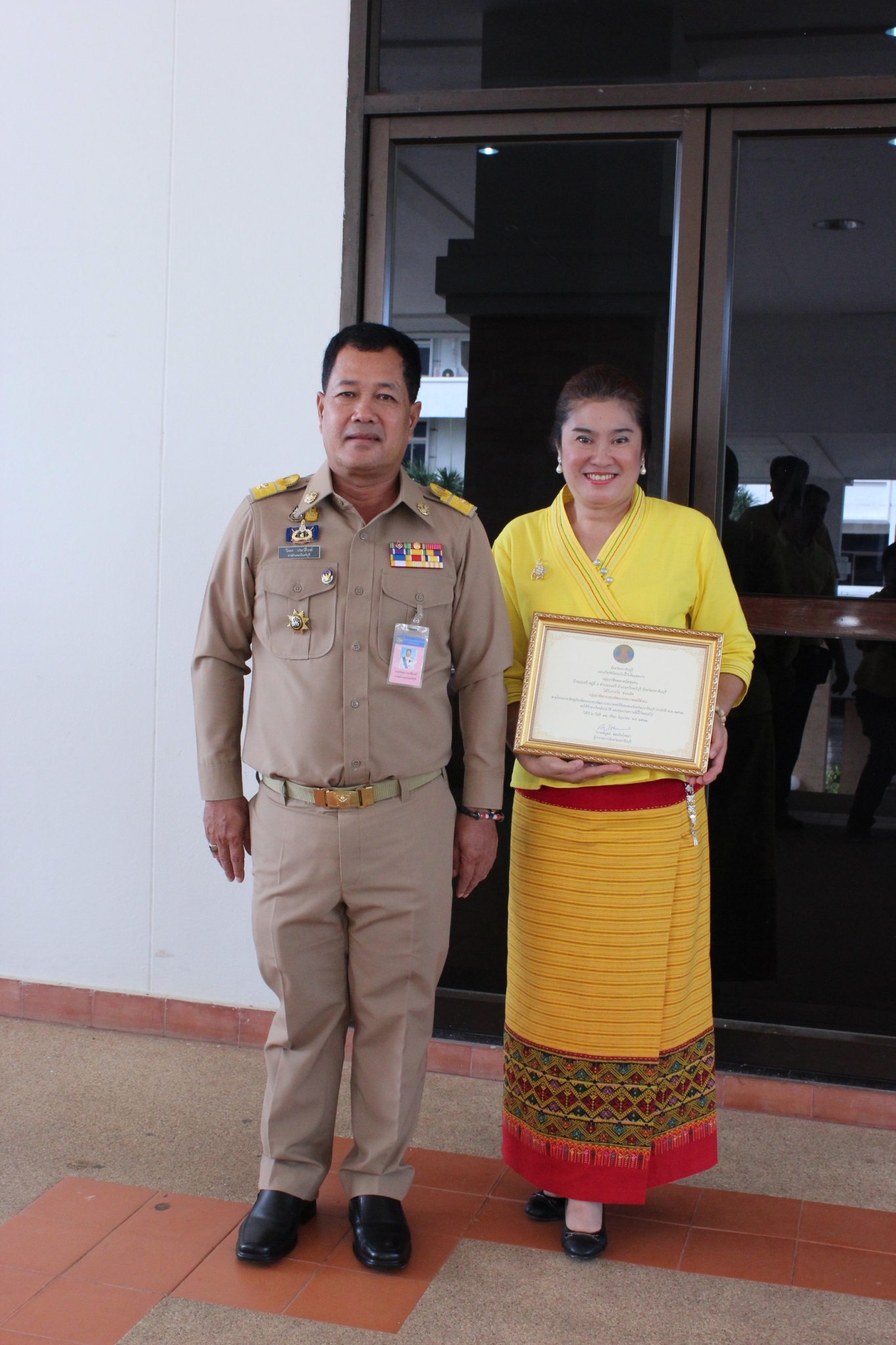 พิธีมอบเกียรติบัตรให้กับผู้ที่ได้รับรางวัลตามโครงการ  “คนกองทุนพัฒนาบทบาทสตรีดีเด่น ปี 2562” และโครงการครัวเรือนสัมมาชีพดีเด่นระดับจังหวัด ปี 2562