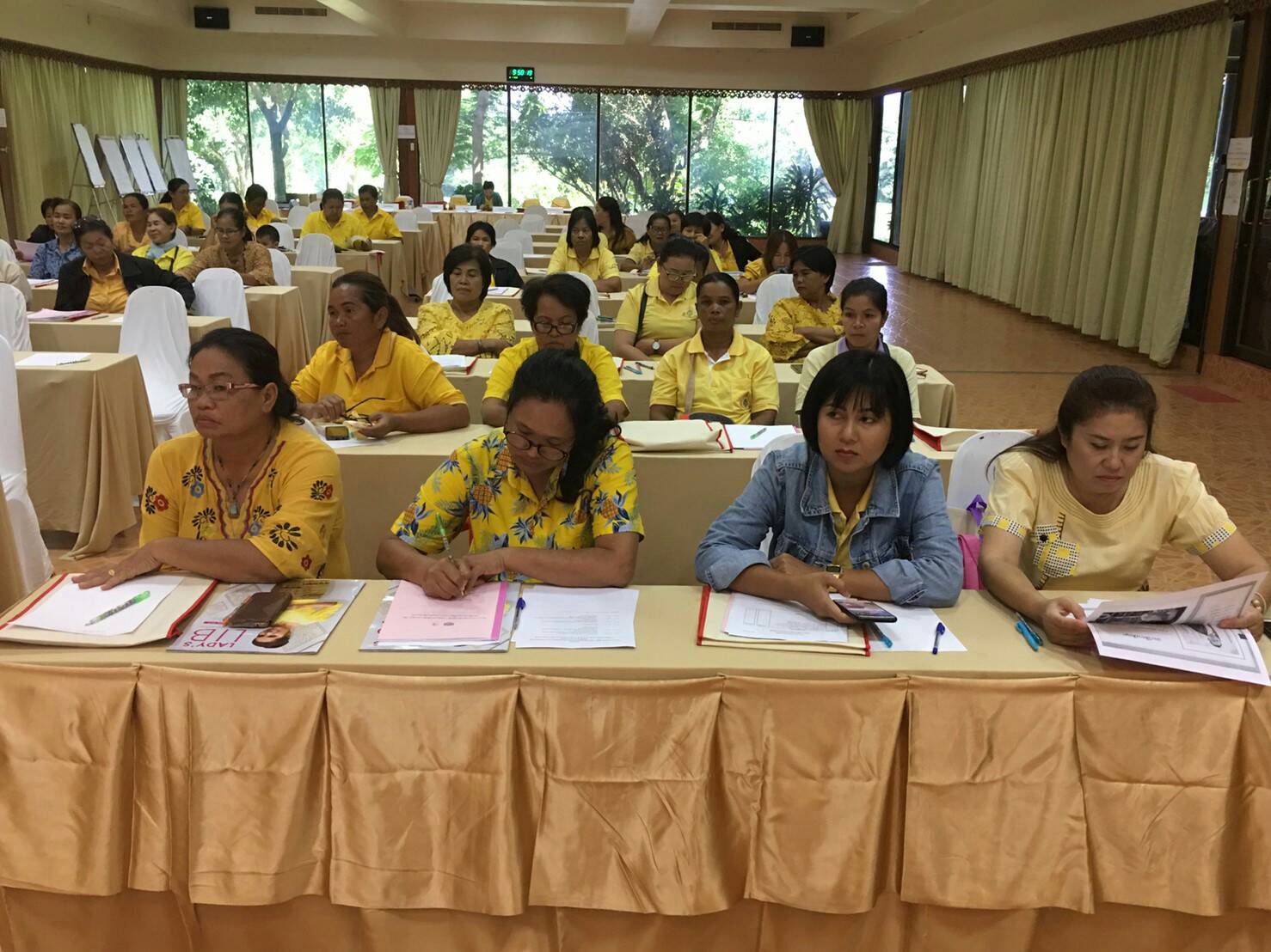 โครงการประชุมเชิงปฏิบัติการเพิ่มประสิทธิภาพกลุ่มอาชีพกองทุนพัฒนาบทบาทสตรี