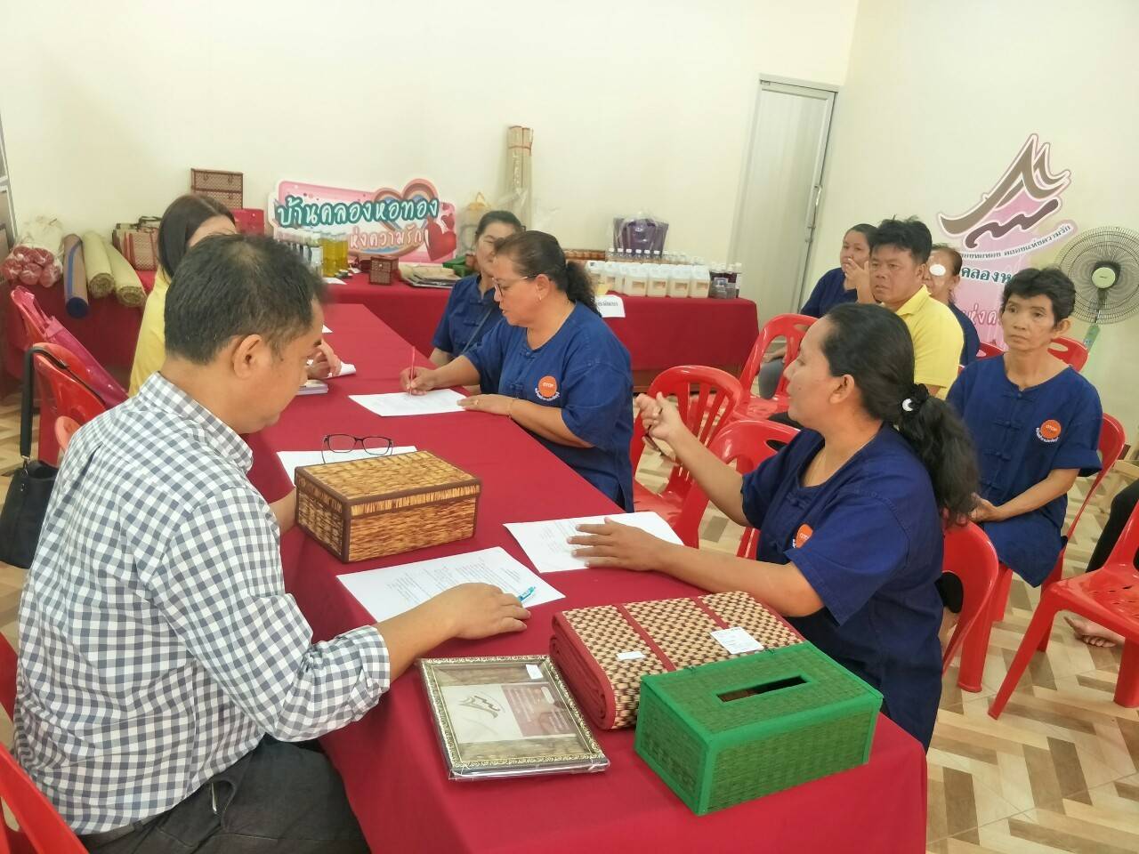 การติดตามผลการดำเนินงานโครงการชุมชนท่องเที่ยว OTOP นวัตวิถีจังหวัดปราจีนบุรี