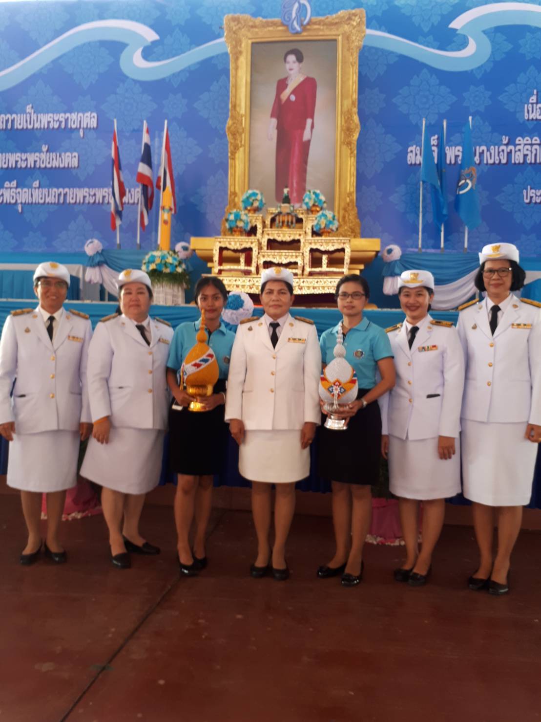 พิธีถวายเครื่องราชสักการะและพิธีจุดเทียนถวายพระพรชัยมงคล เนื่องในโอกาสวันเฉลิมพระชนมพรรษาสมเด็จพระนางเจ้าสิริกิติ์ พระบรมราชินีนาถ พระบรมราชชนนีพันปีหลวง ประจำปี 2562