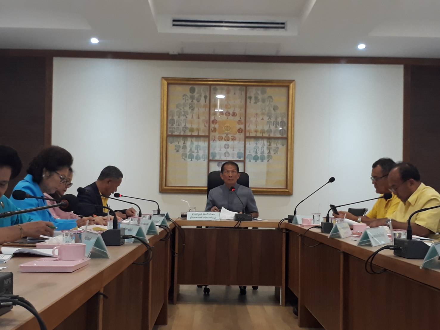 การประชุมคณะอนุกรรมการบริหารกองทุนพัฒนาบทบาทสตรีระดับจังหวัด จังหวัดปราจีนบุรี ครั้งที่ 8/2562