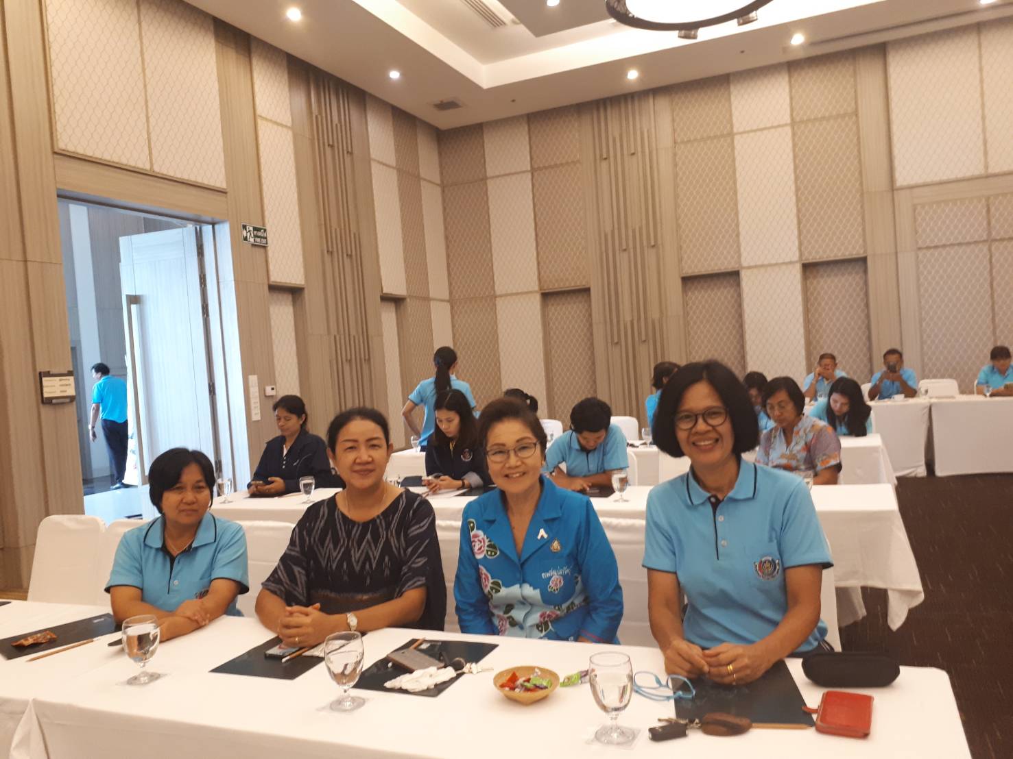การแถลงข่าวการจัดงาน “มหกรรม OTOP และผลิตภัณฑ์พื้นถิ่น ภูมิปัญญาปราจีนบุรี สู่ภูมิภาคอาเซียน” ตามโครงการพัฒนาและขยายช่องทางการตลาดผู้ผลิต ผู้ประกอบการ OTOP จังหวัดปราจีนบุรี กิจกรรมที่ 2 การแสดง จำหน่าย และประกวดผลิตภัณฑ์ OTOP ณ โรงแรมแคนทารี 304 อำเภอศรีมหาโพธิ จังหวัดปราจีนบุรี