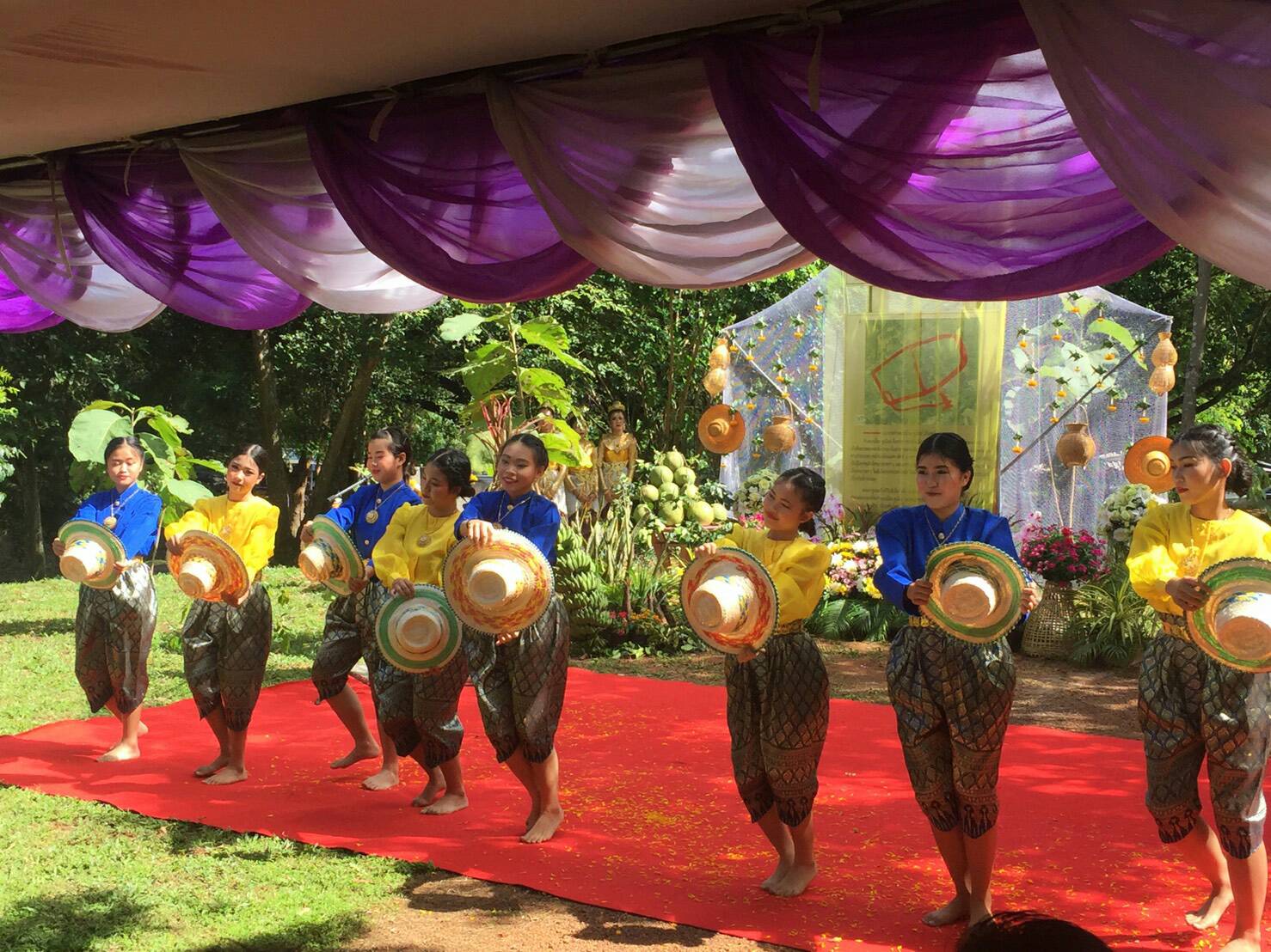 พิธีเปิดกิจกรรมอนุรักษ์กำแพงเมือง-คูเมือง ณ กำแพงเมือง-คูเมืองศรีมโหสถ ตำบลโคกปีบ อำเภอศรีมโหสถ จังหวัดปราจีนบุรี