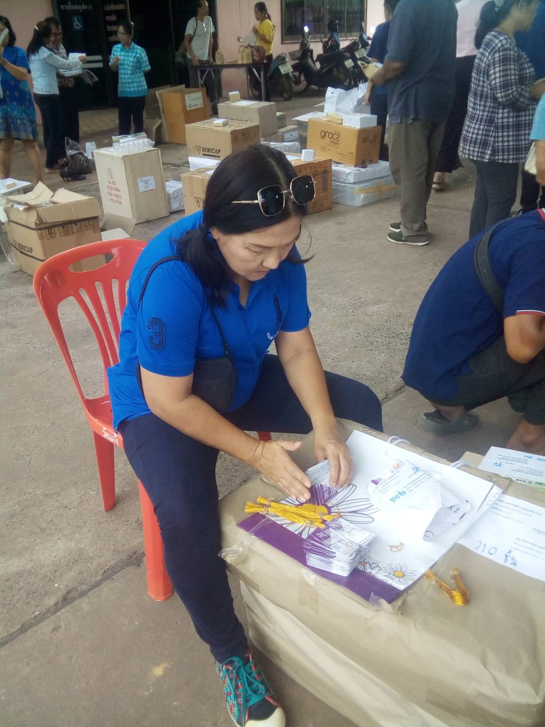โครงการพัฒนาและขยายช่องทางการตลาดผู้ผลิต ผู้ประกอบการ OTOP จังหวัดปราจีนบุรี กิจกรรมที่ 1 การพัฒนาผลิตภัณฑ์เพื่อสร้างนวัตกรรม