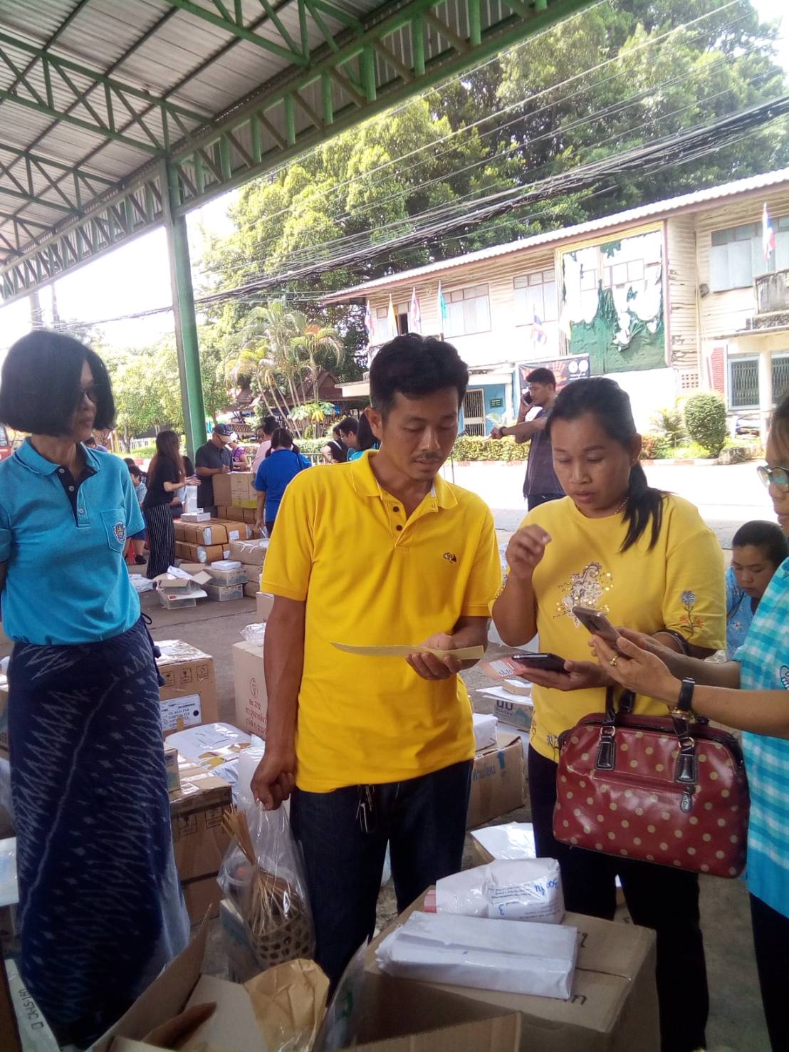 โครงการพัฒนาและขยายช่องทางการตลาดผู้ผลิต ผู้ประกอบการ OTOP จังหวัดปราจีนบุรี กิจกรรมที่ 1 การพัฒนาผลิตภัณฑ์เพื่อสร้างนวัตกรรม