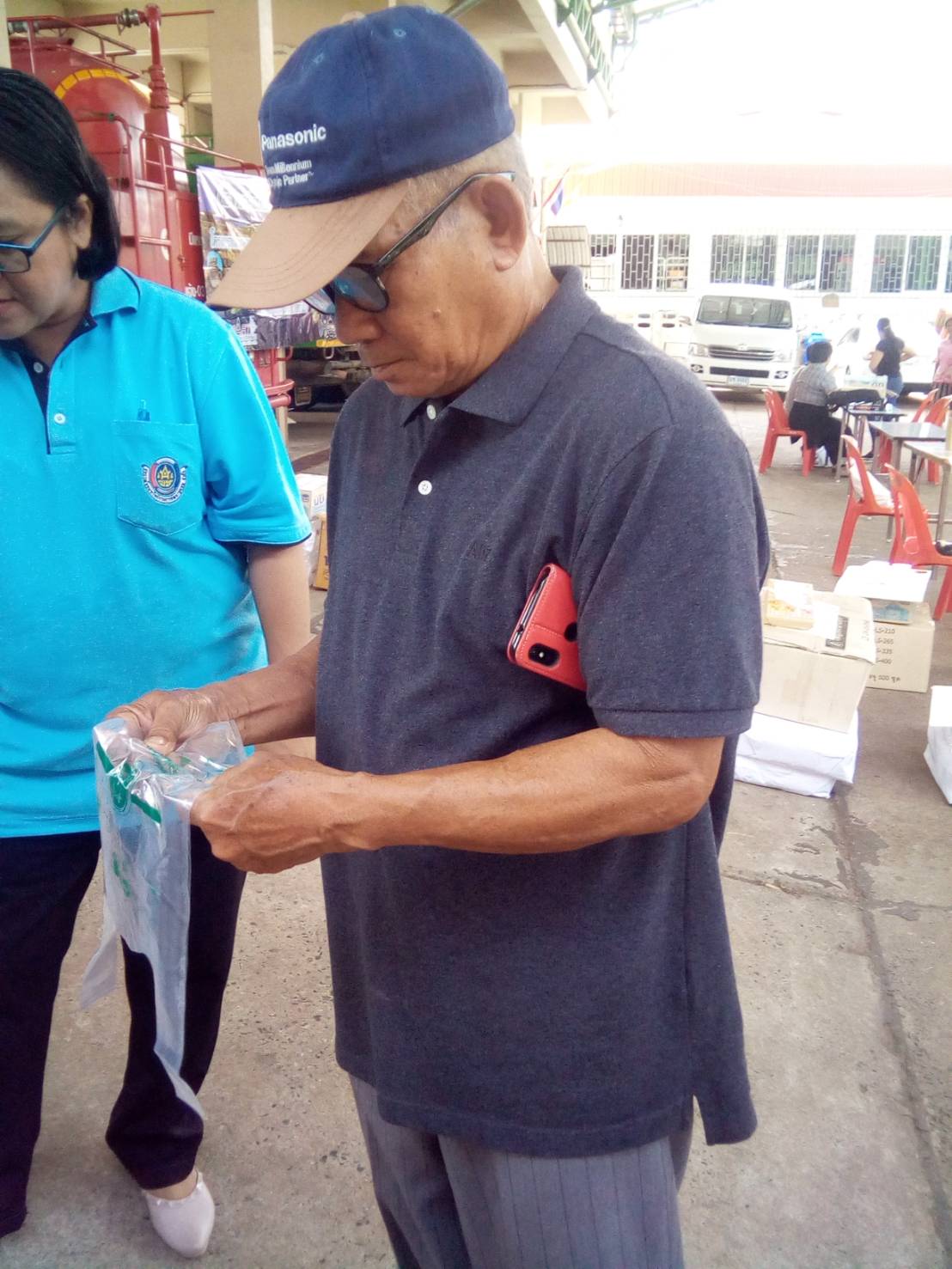 โครงการพัฒนาและขยายช่องทางการตลาดผู้ผลิต ผู้ประกอบการ OTOP จังหวัดปราจีนบุรี กิจกรรมที่ 1 การพัฒนาผลิตภัณฑ์เพื่อสร้างนวัตกรรม