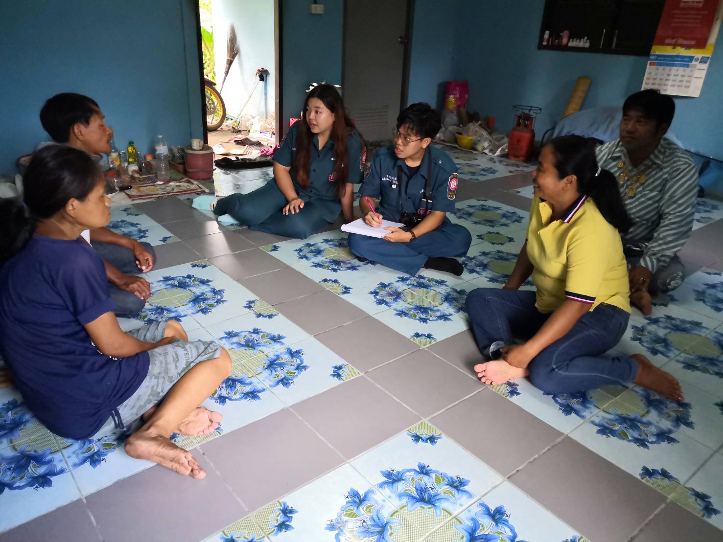 การสนับสนุนข้อมูลครัวเรือนยากจนให้แก่ทีมงานมูลนิธิปอเต็กตึ้งในการลงพื้นที่สำรวจข้อมูลครัวเรือนยากจน ที่ขอรับการสนับสนุนการประกอบอาชีพ ตามบันทึกข้อตกลงความร่วมมือในการแก้ไขปัญหาความยากจนเชิงบูรณาการ ระหว่างกรมการพัฒนาชุมชนกับมูลนิธิปอเต็กตึ้ง