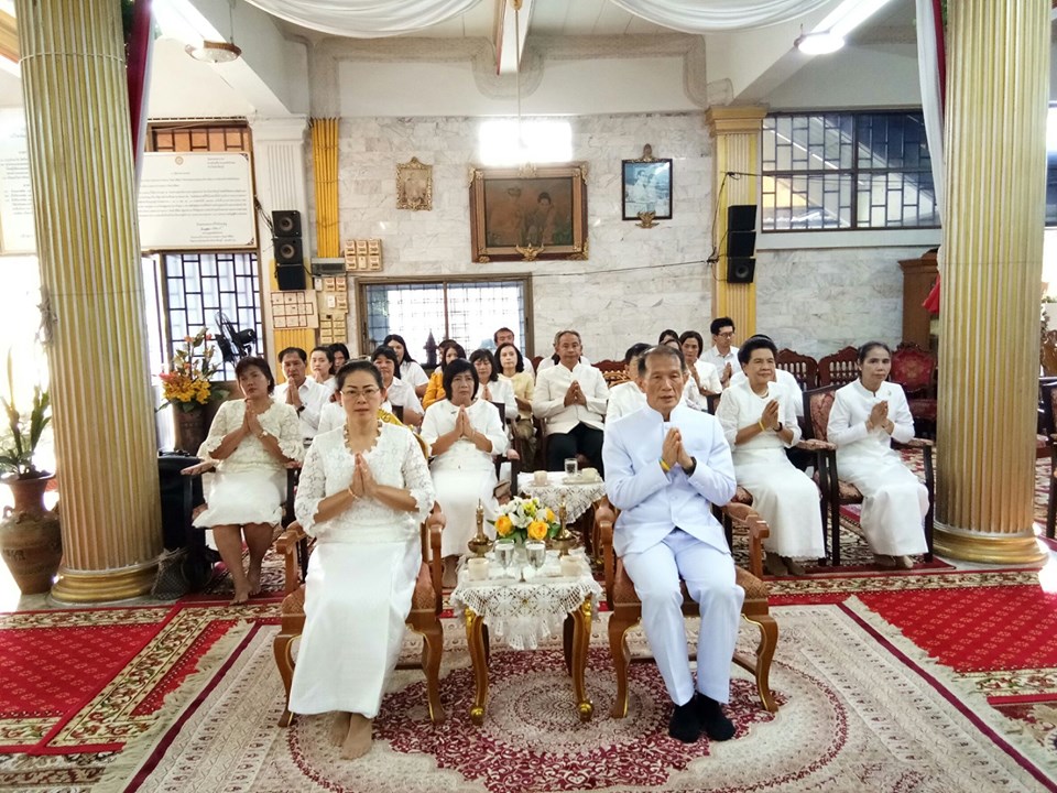 พิธีทำบุญตักบาตรพระสงฆ์ ตามโครงการกิจกรรมบำเพ็ญกุศลอุทิศถวายพระราชกุศลแด่พระบาทสมเด็จพระบรมชนกาธิเบศร มหาภูมิพลอดุลยเดชมหาราช บรมนาถบพิตร