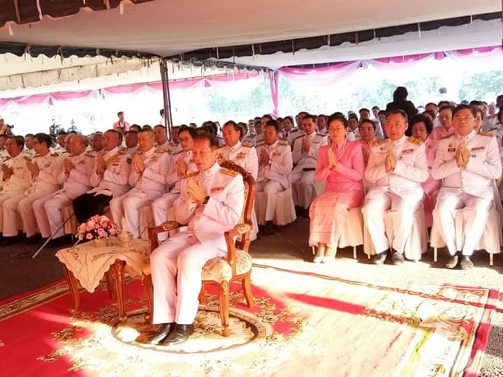 พิธีทำบุญตักบาตรพระสงฆ์เนื่องในวันคล้ายวันสวรรคตพระบาทสมเด็จพระจุลจอมเกล้าเจ้าอยู่หัว พิธีวางพวงมาลาและถวายบังคมพระบาทสมเด็จพระจุลจอมเกล้าเจ้าอยู่หัว