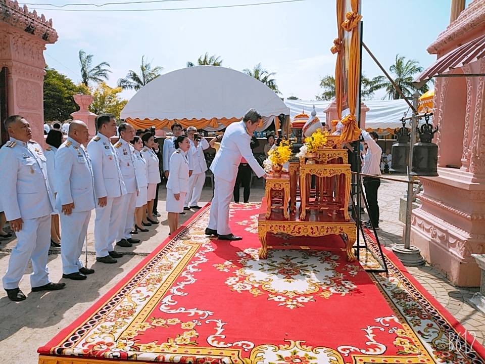 พิธีถวายผ้าพระกฐินพระราชทาน กระทรวงพัฒนาสังคมและความมั่นคงของมนุษย์ ณ วัดแก้วพิจิตร  พระอารามหลวง ตำบลหน้าเมือง  อำเภอเมืองปราจีนบุรี จังหวัดปราจีนบุรี