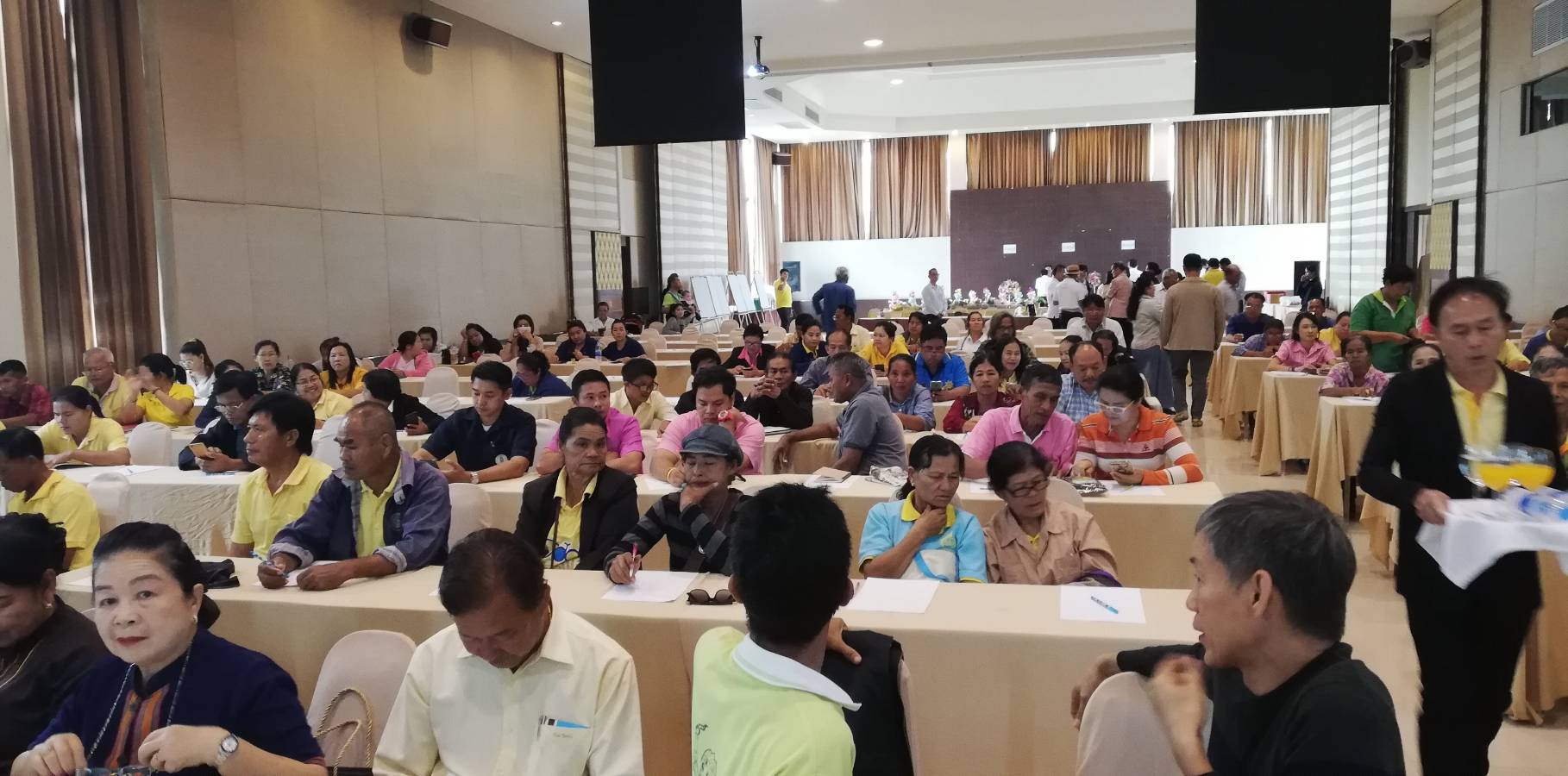 เวที​ เสวนาเขย่าทัศน์เกษตรกรรมยั่งยืนปราจีนบุรี​ “ปราจีนบุรี​ เมืองแห่ง​สุขภาพกาย​ สุขภาพใจที่ดี​ และอาหารปลอดภัย”