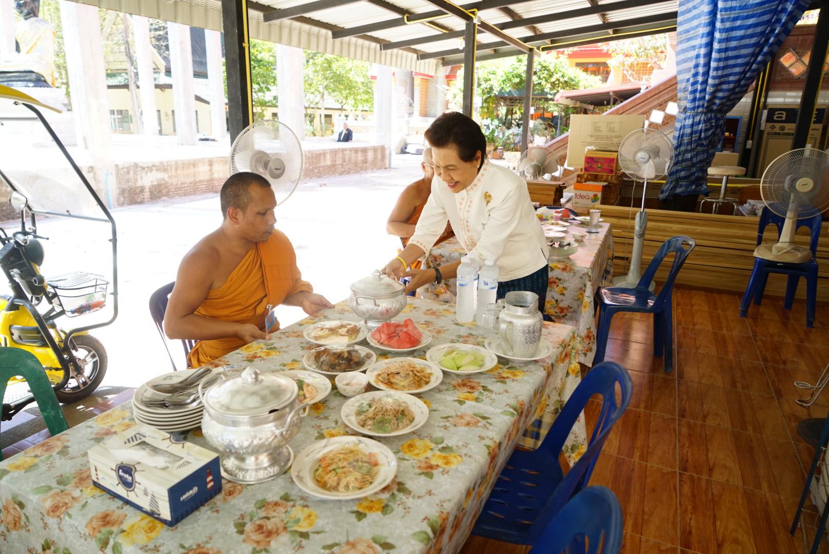 โครงการบรรพชาอุปสมบทถวายพระราชกุศล แด่พระบาทสมเด็จพระบรมชนกาธิเบศร มหาภูมิพลอดุลยเดชมหาราช บรมนาถบพิตร (รัชกาลที่ 9)