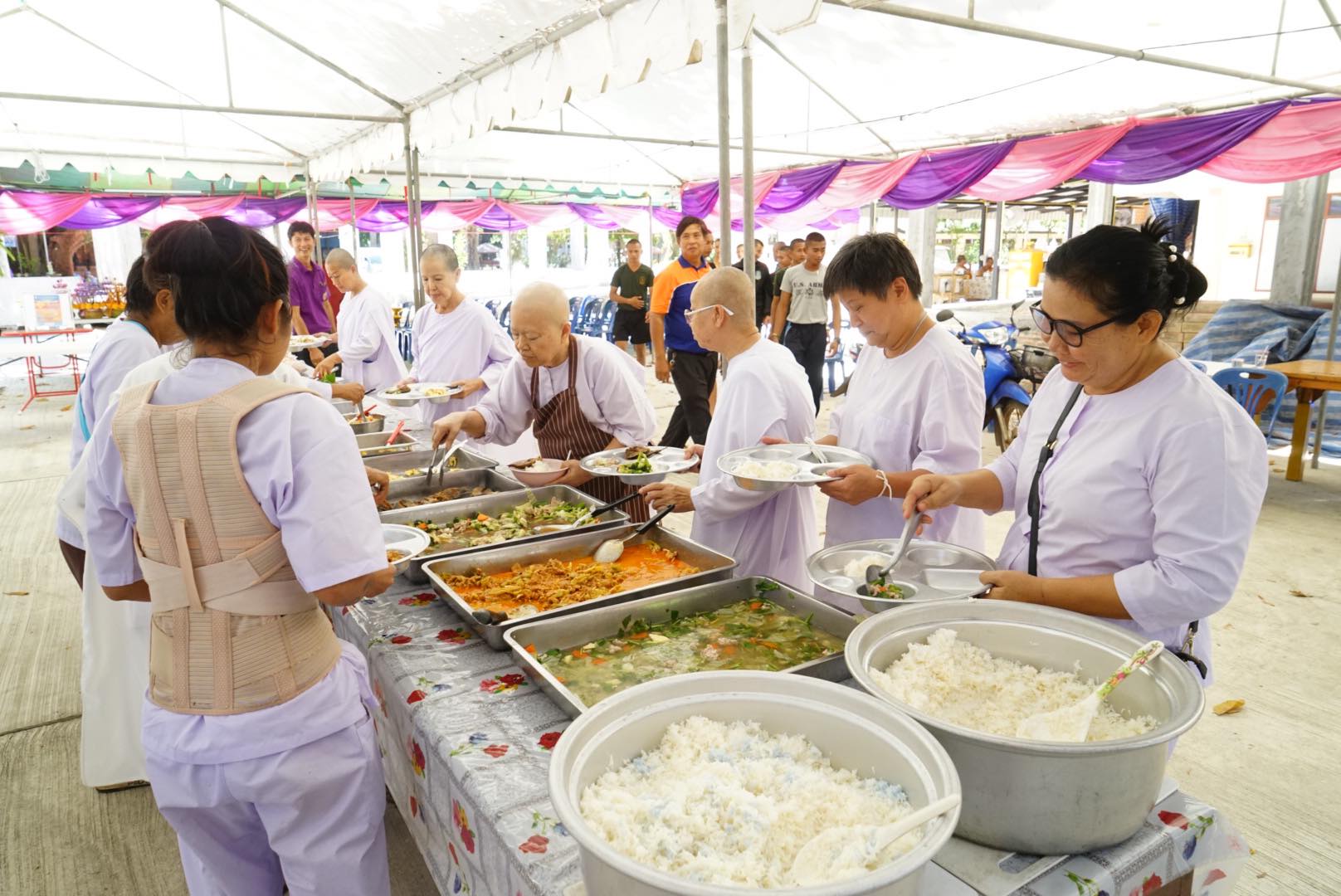 โครงการบรรพชาอุปสมบทถวายพระราชกุศล แด่พระบาทสมเด็จพระบรมชนกาธิเบศร มหาภูมิพลอดุลยเดชมหาราช บรมนาถบพิตร (รัชกาลที่ 9)