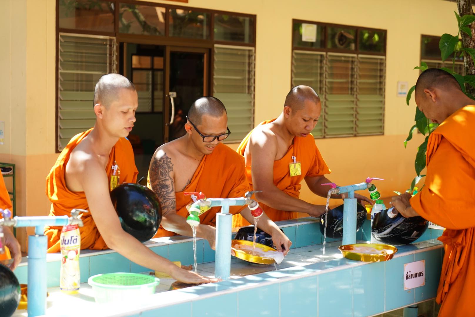 โครงการบรรพชาอุปสมบทถวายพระราชกุศล แด่พระบาทสมเด็จพระบรมชนกาธิเบศร มหาภูมิพลอดุลยเดชมหาราช บรมนาถบพิตร (รัชกาลที่ 9)