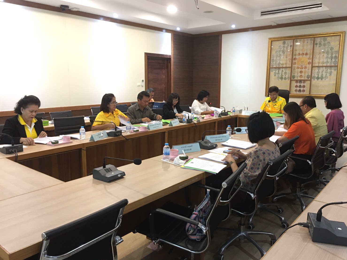 การประชุมคณะอนุกรรมการบริหารกองทุนพัฒนาบทบาทสตรีระดับจังหวัด จังหวัดปราจีนบุรี ครั้งที่ 1/2563