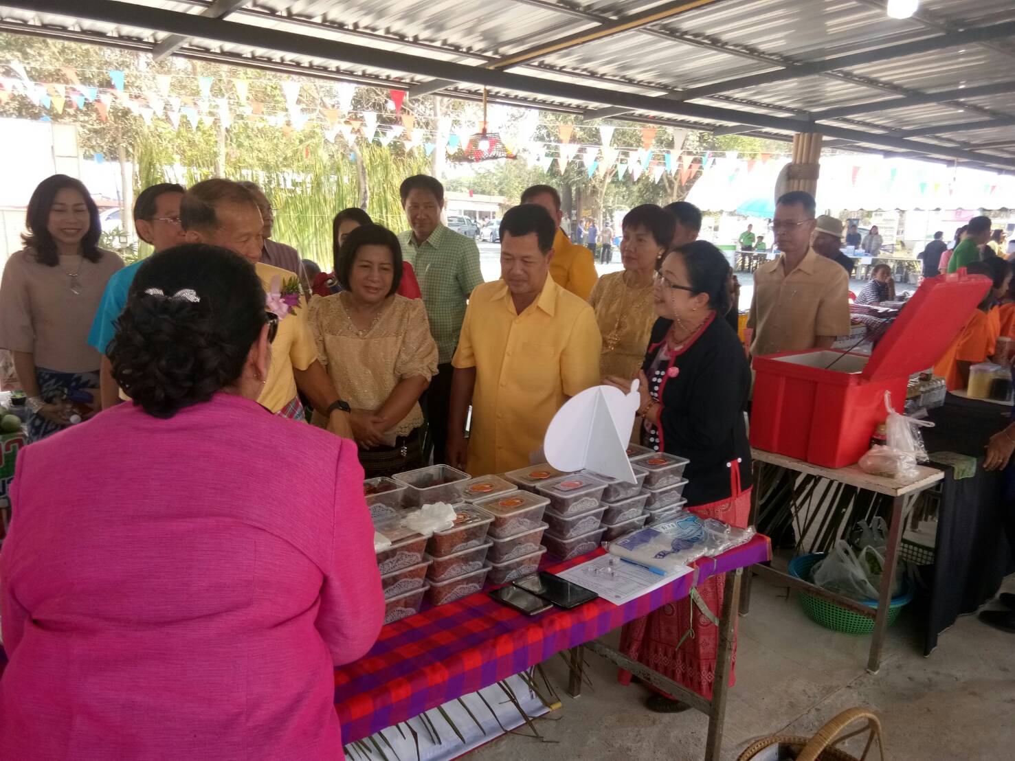 พิธีเปิดโครงการ “เปลี่ยนชุมชน เป็นห้องประชุมที่ราชพัสดุ” ณ ชุมชนบ้านทุ่งแฝก (ปจ 613) ตำบลกบินทร์ อำเภอกบินทร์บุรี จังหวัดปราจีนบุรี