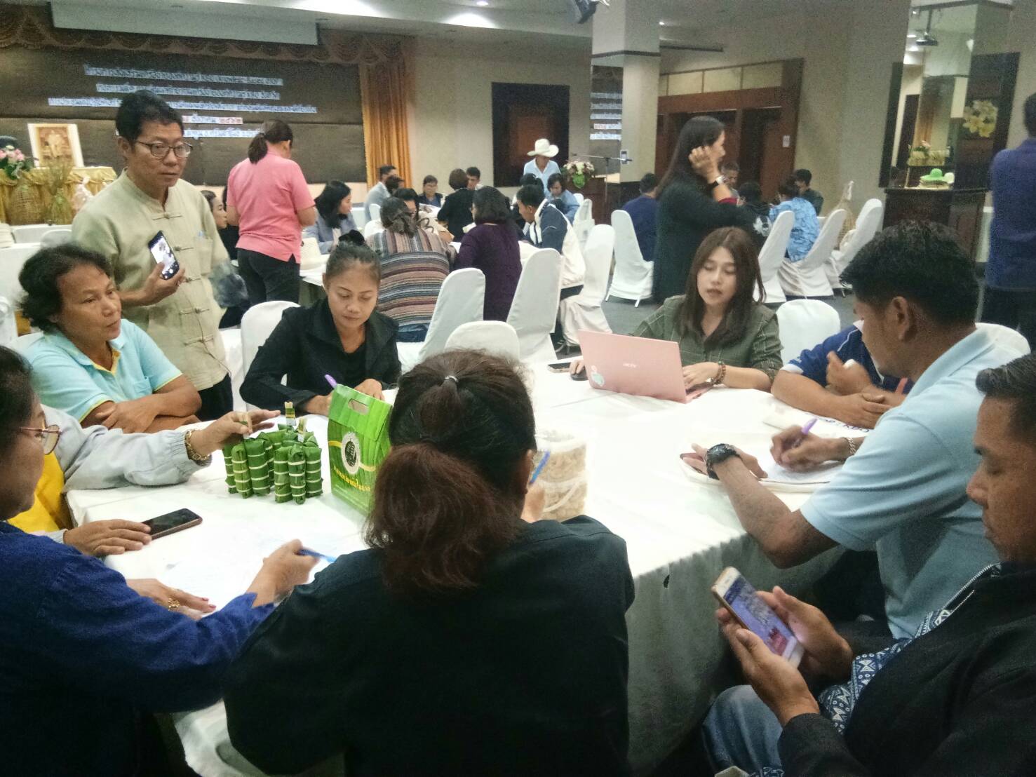 โครงการพัฒนาศักยภาพเครือข่ายองค์ความรู้ Knowledge – Based OTOP  (KBO) จังหวัดปราจีนบุรี กิจกรรมที่ 1 การพัฒนาศักยภาพเครือข่ายองค์ความรู้ KBO จังหวัด : การประชุมเชิงปฏิบัติการสร้างองค์ความรู้ KBO การพัฒนาผลิตภัณฑ์ OTOP แก่กลุ่มผู้ผลิตชุมชน และผู้เกี่ยวข้อง