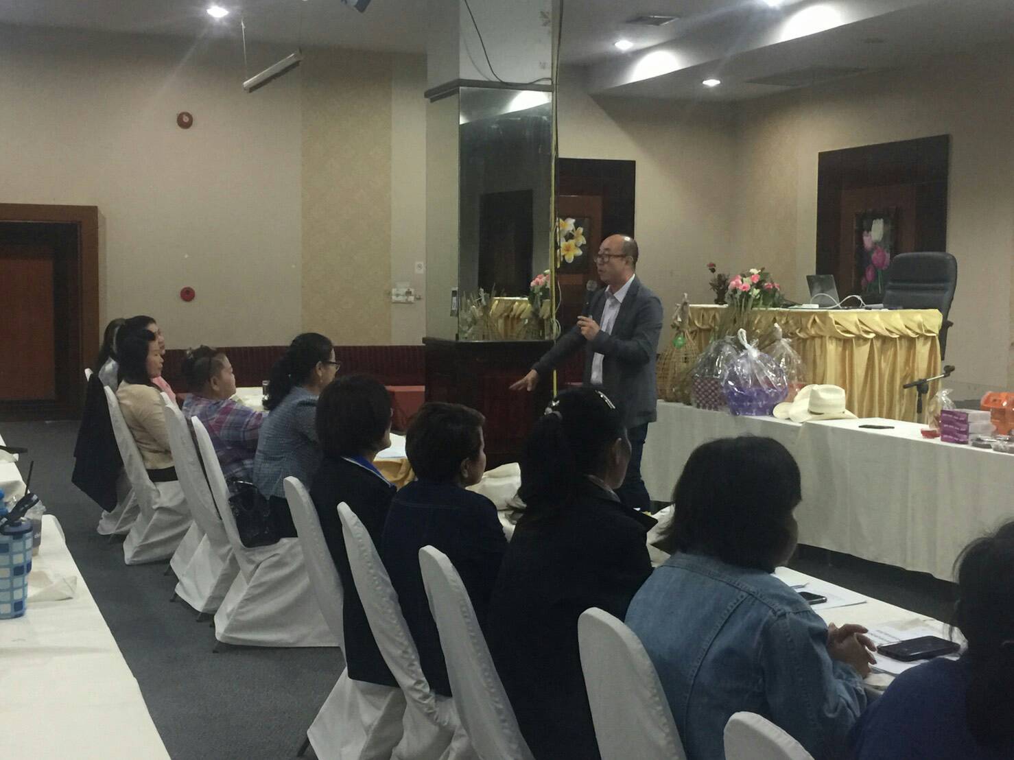 โครงการพัฒนาศักยภาพเครือข่ายองค์ความรู้ Knowledge – Based OTOP  (KBO) จังหวัดปราจีนบุรี กิจกรรมที่ 1 การพัฒนาศักยภาพเครือข่ายองค์ความรู้ KBO จังหวัด : การประชุมเชิงปฏิบัติการสร้างองค์ความรู้ KBO การพัฒนาผลิตภัณฑ์ OTOP แก่กลุ่มผู้ผลิตชุมชน และผู้เกี่ยวข้อง
