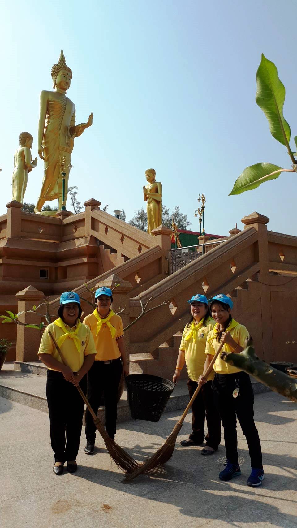 กิจกรรมจิตอาสาพัฒนา ในโอกาสวันคล้ายวันทรงปราบดาภิเษกสมเด็จพระเจ้าตากสินมหาราช : กิจกรรมจิตอาสาพัฒนาปรับปรุงภูมิทัศน์