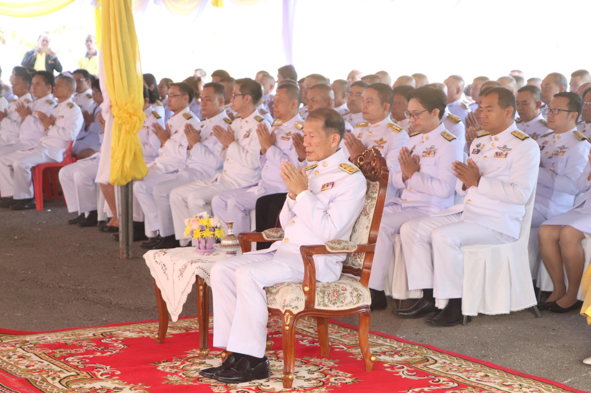 พิธีทำบุญตักบาตรพระสงฆ์สามเณร จำนวน ๘๙ รูป : กิจกรรมเนื่องในวันพ่อแห่งชาติ ๕ ธันวาคม ๒๕๖๒