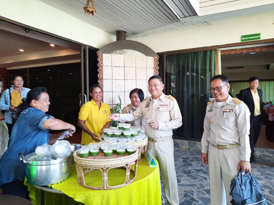 พิธีเปิดโครงการเสริมทักษะอาชีพสตรีเพื่อการบริหารจัดการหนี้ กิจกรรมที่ 1  ประชุมเสริมทักษะอาชีพสตรีเพื่อการบริหารจัดการหนี้