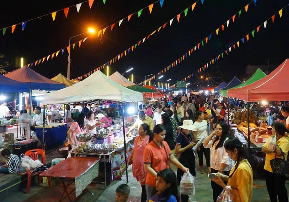 พิธีเปิด “เดิน กิน ชิม เที่ยว ถนนหน้าเมือง จังหวัดปราจีนบุรี” ณ ลานกิจกรรมข้างศาลพระหลักเมือง ตำบลหน้าเมือง อำเภอเมืองปราจีนบุรี จังหวัดปราจีนบุรี