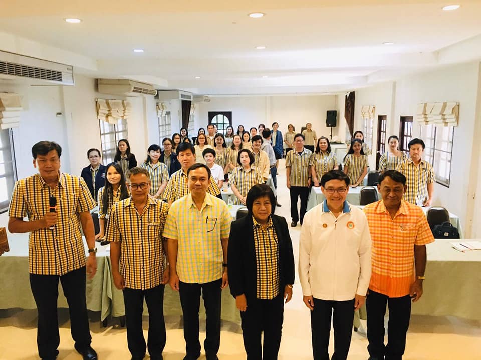 พิธีเปิดโครงการเสริมสร้างจริยธรรมข้าราชการกรมการพัฒนาชุมชน ประจำปี 2563 ณ ศักดิ์สุภารีสอร์ท ตำบลสะพานหิน อำเภอนาดี จังหวัดปราจีนบุรี