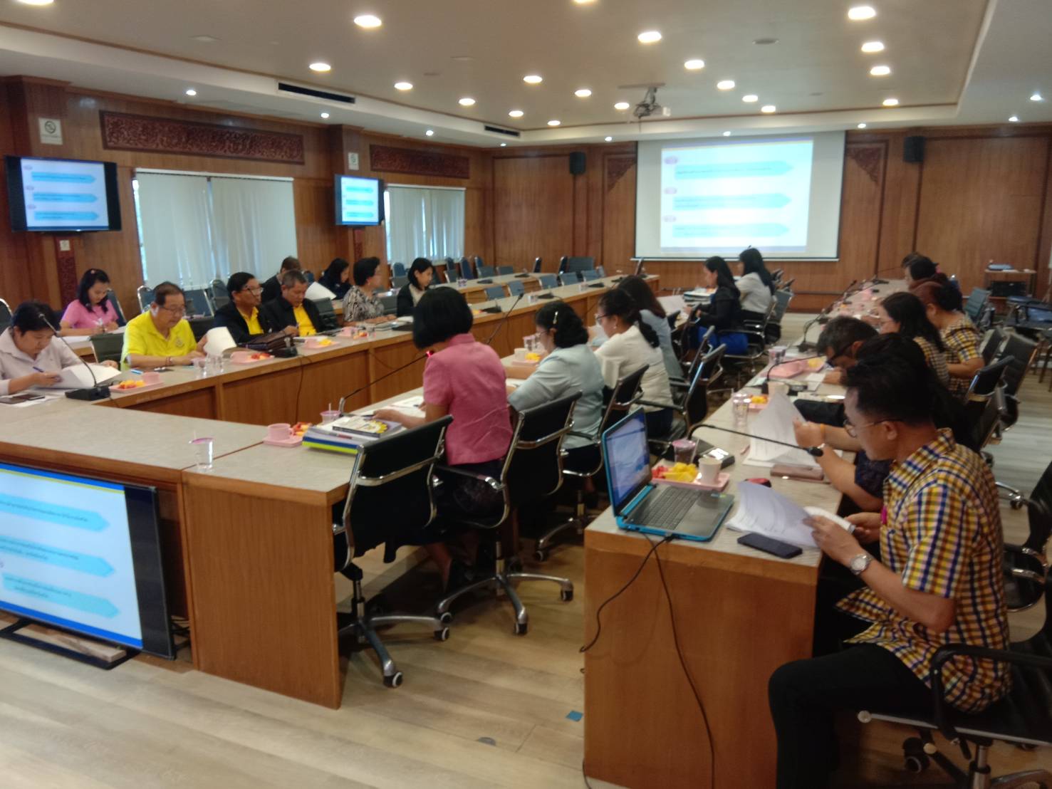 การประชุมคณะกรรมการประสานและขับเคลื่อนนโยบายสานพลังประชารัฐ (คสป.) จังหวัดปราจีนบุรี ครั้งที่ 1/2563