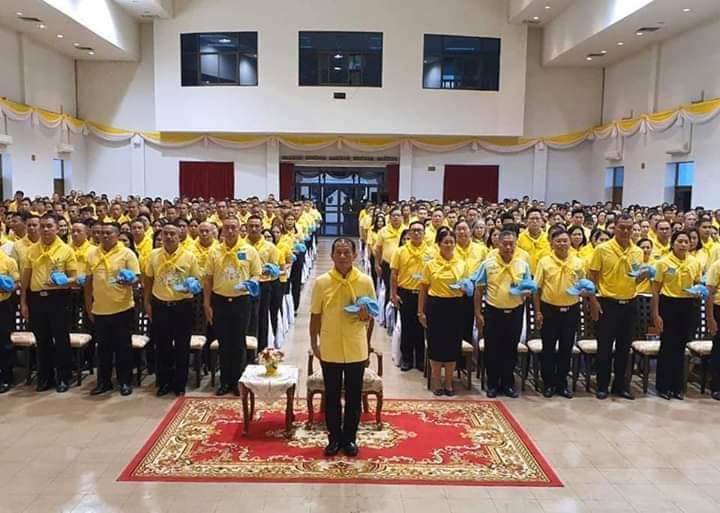 พิธีถวายราชสักการะเบื้องหน้าพระบรมฉายาลักษณ์พระบาทสมเด็จพระเจ้าอยู่หัวช่วงพระราชพิธีเสด็จพระราชดำเนินเลียบพระนครโดยขบวนพยุหยาตราทางชลมารค เนื่องในพระราชพิธีบรมราชาภิเษก พุทธศักราช 2562
