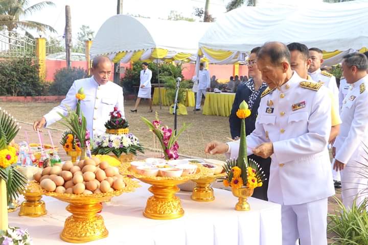 พิธีถวายราชสักการะพระบรมราชานุสาวรีย์สมเด็จพระเจ้าตากสินมหาราช