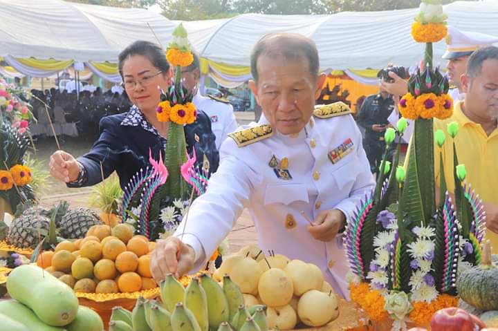 พิธีถวายราชสักการะพระบรมราชานุสาวรีย์สมเด็จพระเจ้าตากสินมหาราช