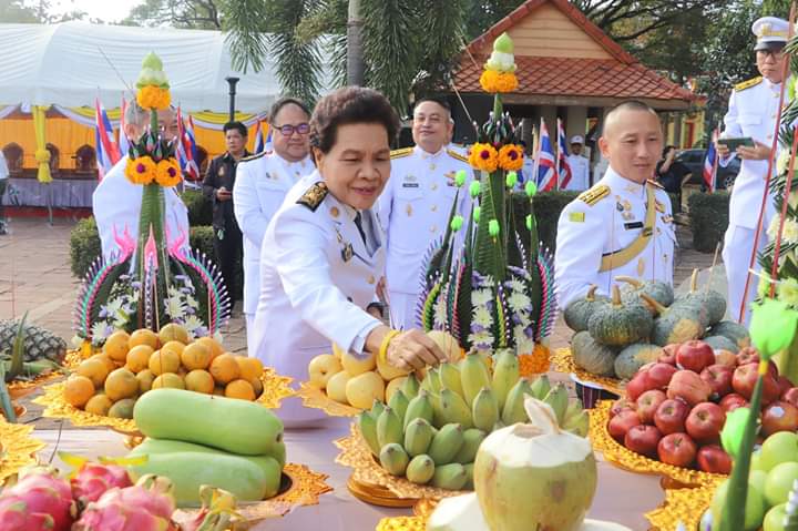 พิธีถวายราชสักการะพระบรมราชานุสาวรีย์สมเด็จพระเจ้าตากสินมหาราช