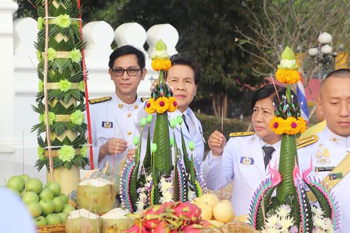 พิธีถวายราชสักการะพระบรมราชานุสาวรีย์สมเด็จพระเจ้าตากสินมหาราช