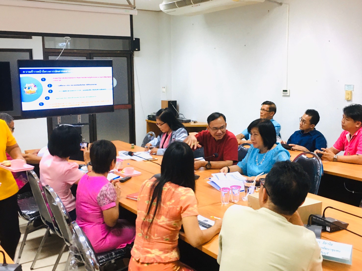 การประชุม Morning Brief ครั้งที่ 24/2562 ณ ห้องประชุม 3001 ชั้น 3 กรมการพัฒนาชุมชน ผ่านระบบทีวี พช.