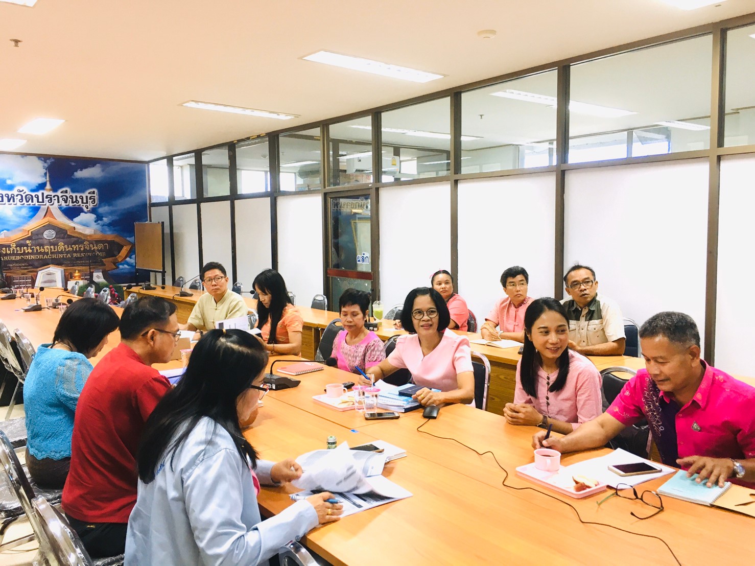 การประชุม Morning Brief ครั้งที่ 24/2562 ณ ห้องประชุม 3001 ชั้น 3 กรมการพัฒนาชุมชน ผ่านระบบทีวี พช.