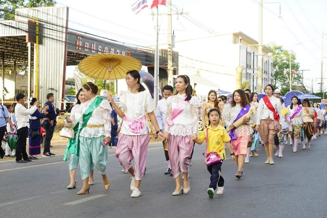 พิธีเปิดงาน “เฉลิมฉลอง 111 ปี ลายพระหัตถ์” ณ โบราณสถานลายพระหัตถ์ ตำบลหนองโพรง อำเภอศรีมหาโพธิ