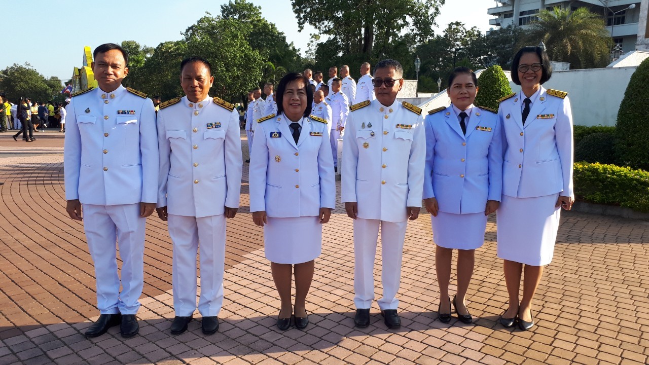 พิธีทำบุญตักบาตรพระสงฆ์สามเณร จำนวน ๘๙ รูป : กิจกรรมเนื่องในวันพ่อแห่งชาติ ๕ ธันวาคม ๒๕๖๒