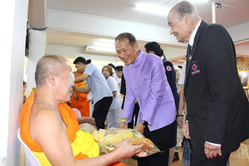 พิธีเปิดโครงการรถคลินิกจักษุเคลื่อนที่สภากาชาดไทยในสมเด็จพระเทพรัตนราชสุดาฯ สยามบรมราชกุมารี