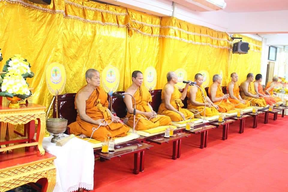 พิธีเปิดโครงการรถคลินิกจักษุเคลื่อนที่สภากาชาดไทยในสมเด็จพระเทพรัตนราชสุดาฯ สยามบรมราชกุมารี