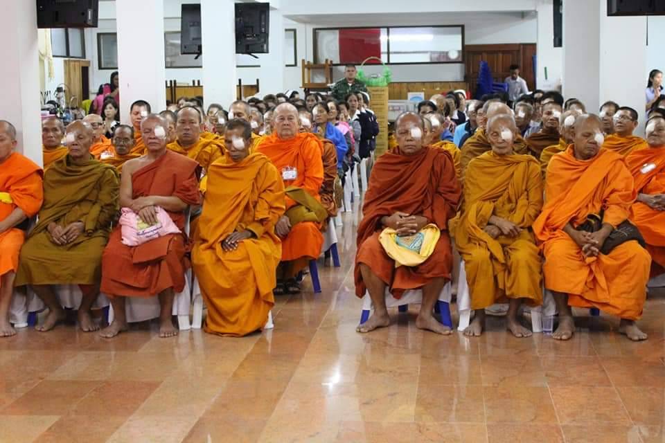 พิธีเปิดโครงการรถคลินิกจักษุเคลื่อนที่สภากาชาดไทยในสมเด็จพระเทพรัตนราชสุดาฯ สยามบรมราชกุมารี
