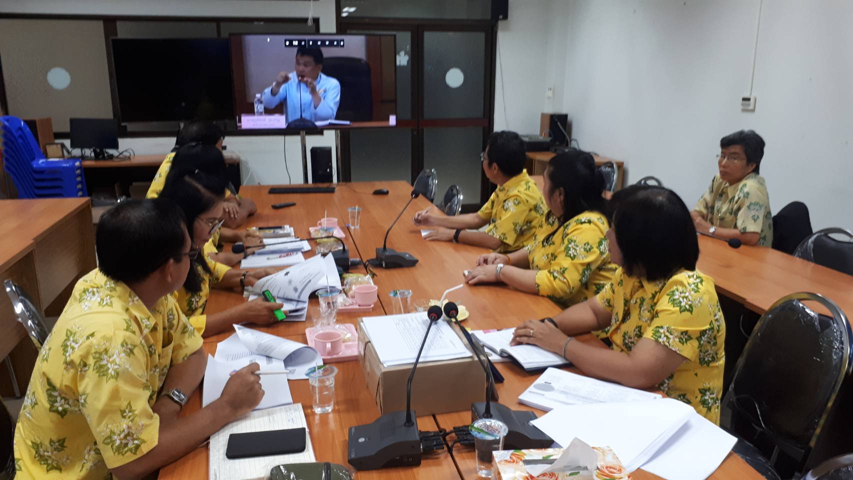 การประชุมกรมการพัฒนาชุมชน ครั้งที่ 1/2563 ผ่านระบบ TV พช. ณ ห้องประชุม 3001 ชั้น 3 กรมการพัฒนาชุมชน
