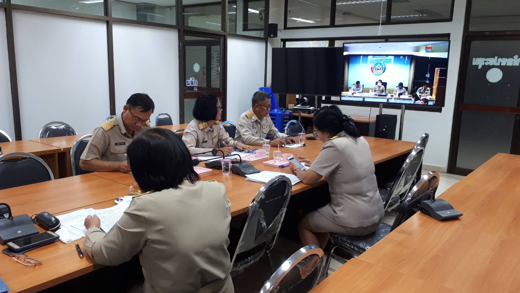 การประชุม Morning Brief ครั้งที่ 1/2563 ผ่านระบบทีวี พช.