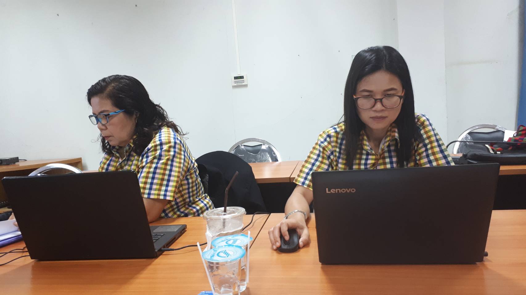 การฝึกอบรมการจัดทำคลิปวิดีโอเพื่อการประชาสัมพันธ์ภารกิจของกรมการพัฒนาชุมชนผ่านระบบ Video Conference