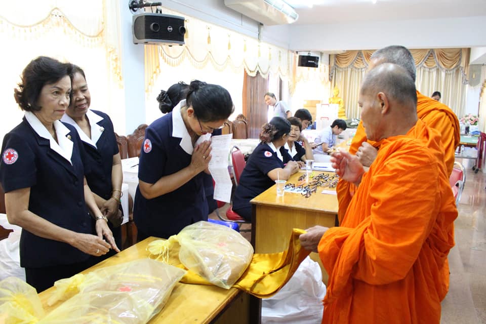 พิธีเปิดโครงการรถคลินิกจักษุเคลื่อนที่สภากาชาดไทยในสมเด็จพระเทพรัตนราชสุดาฯ สยามบรมราชกุมารี