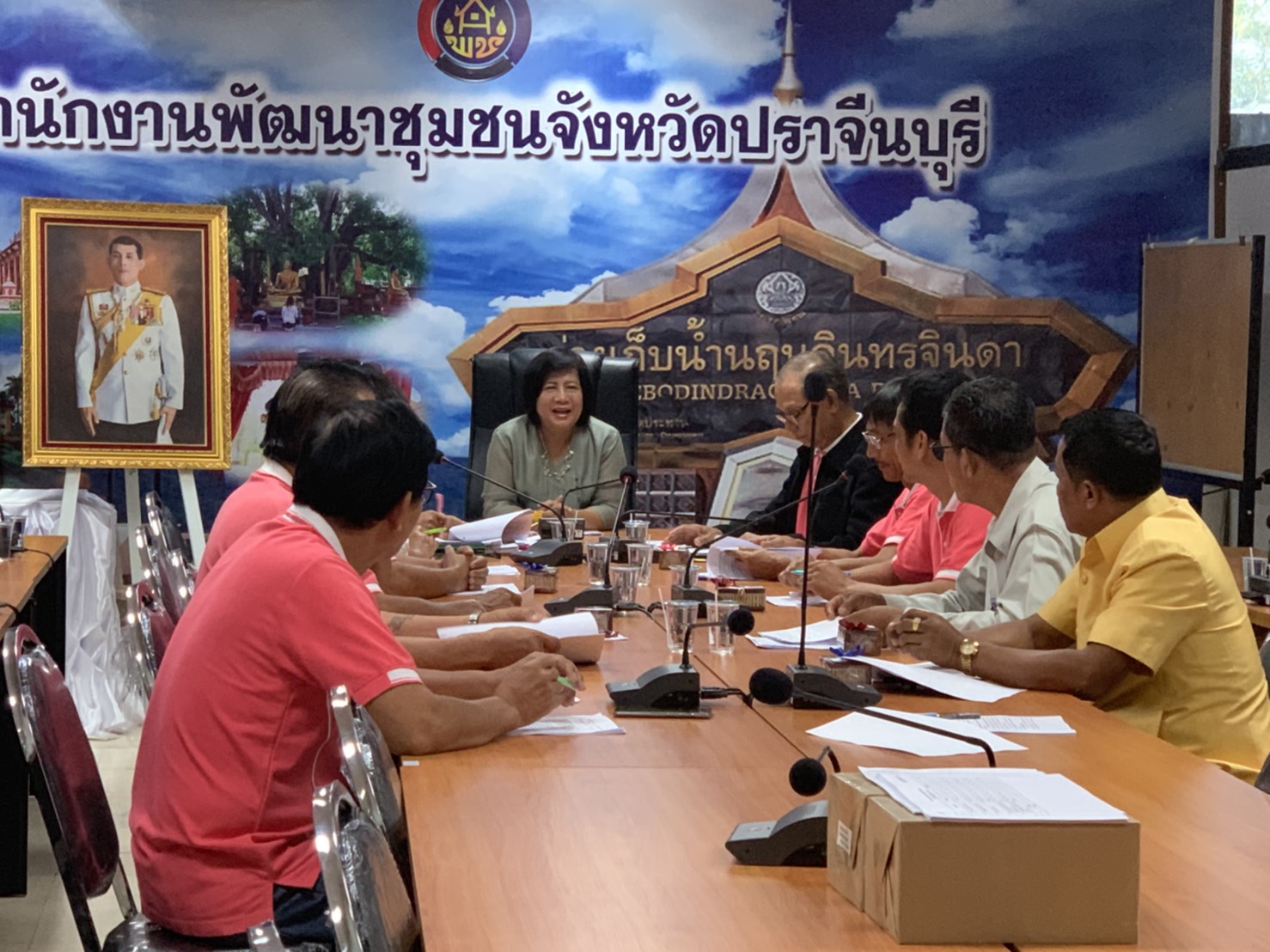 พัฒนาการจังหวัดปราจีนบุรี  ได้มอบแนวทางการดำเนินงานกองทุนหมู่บ้านและชุมชนเมืองจังหวัดปราจีนบุรี ประจำปี 2563 แก่คณะกรรมการเครือข่ายกองทุนหมู่บ้านและชุมชนเมืองระดับจังหวัดปราจีนบุรี