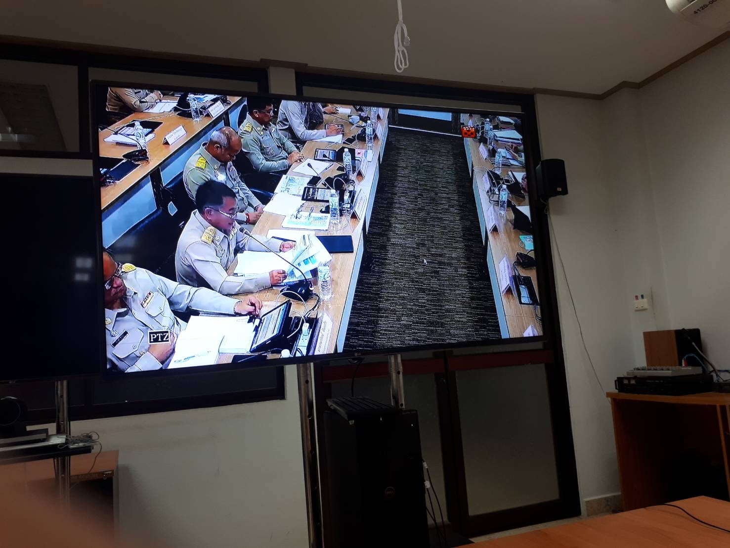 ประชุมกรมการพัฒนาชุมชน ครั้งที่ 2/2563 ณ ห้องประชุม 5001 ชั้น 5 กรมการพัฒนาชุมชน ผ่านระบบทีวี พช.